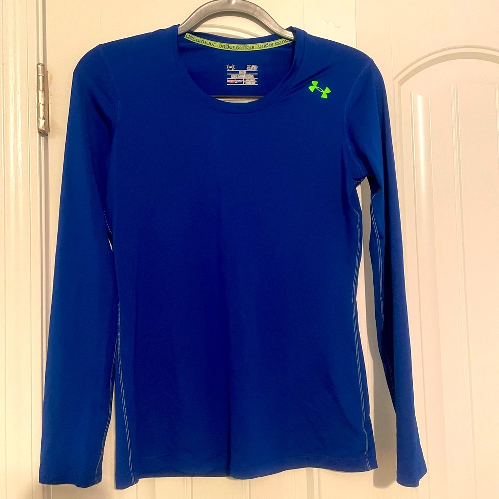 Under Armour Fitted Workout Long Sleeve Size Small